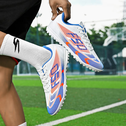 Popular low-top football boots, broken nails, TF and spikes FG unisex styles, 2 colors to choose from, breathable and non-slip