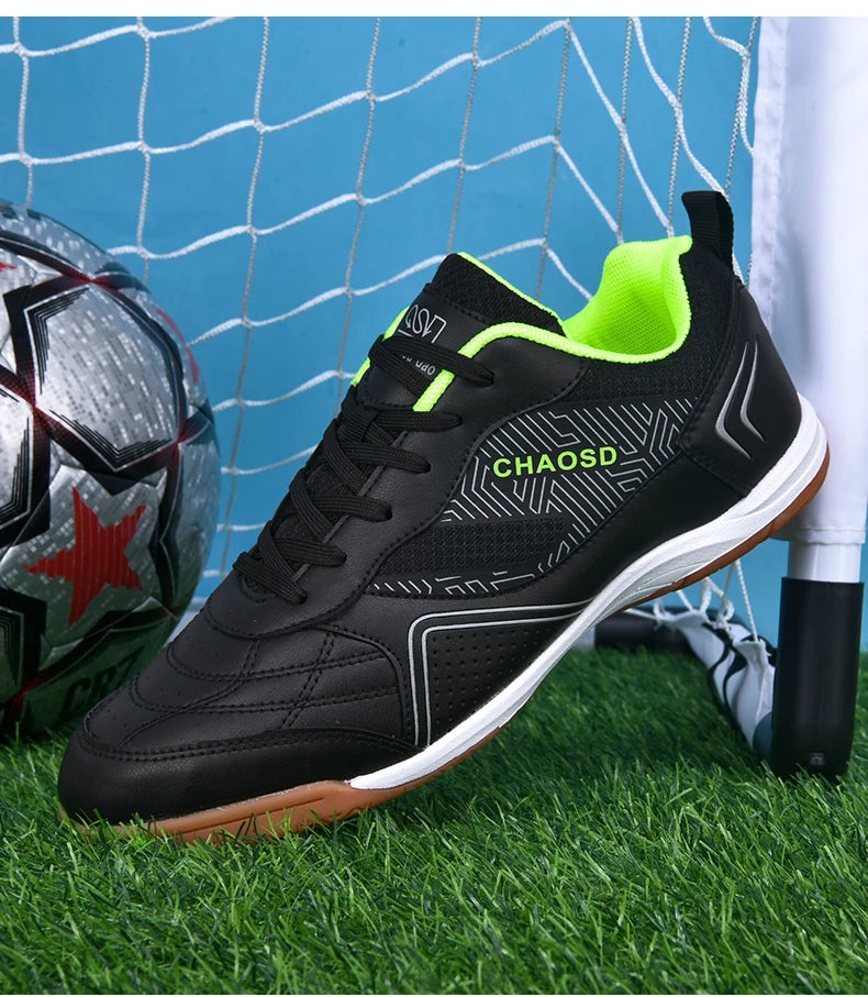Crampons de football professionnels pour hommes, antidérapants, pour entraînement de Futsal, résistants à l'usure, ultralégers, pour l'extérieur et l'intérieur, baskets unisexes