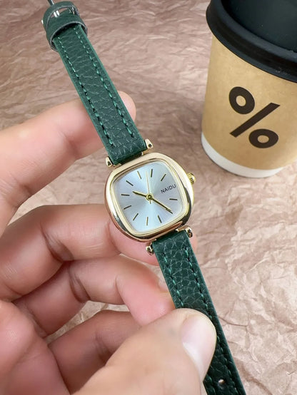 Hot Sale Women Watch Simple Small Dial Quartz Watches Luxury Ladies Gift Wristwatch Fashion Student Leather Strap Clock Relógio