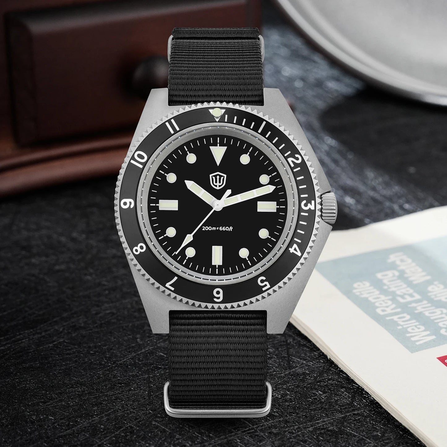 Watchdives WD1972 Men Watch VH31 Sweep Seconds Quartz Movement Sapphire  Stainless Steel Watches Waterproof Luminous Wristwatch