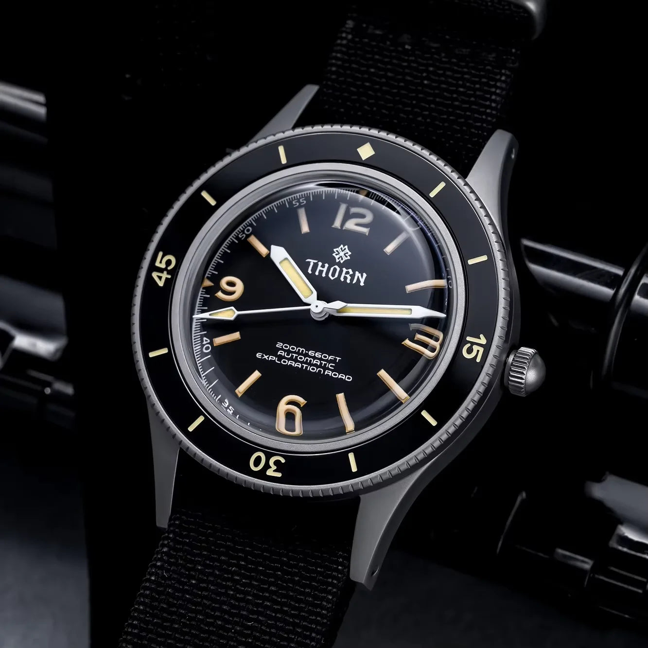 Thorn SHY033 Vintage 50-Fathoms Mechanical Watch NH35 Automatic Movement K9 Mineral Crystal 200m Waterproof Luminous Men Watch