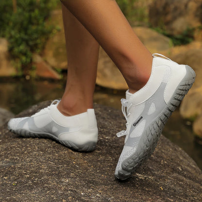 Oiaano platūs barefoot tipo juodi batai vyrams, moterims ir unisex – sportiniai vandens bateliai paplūdimiui, minkštu padu, lengvi ir kvėpuojantys