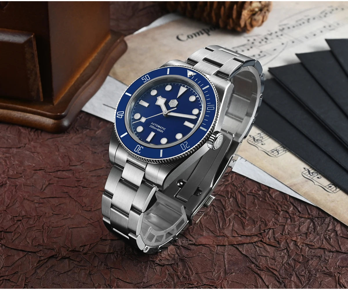 San Martin 40mm Retro Luxury Diver Watch NH35 Automatic Mechanical Watches for Men with Sapphire 200m Waterproof Luminous SN0008