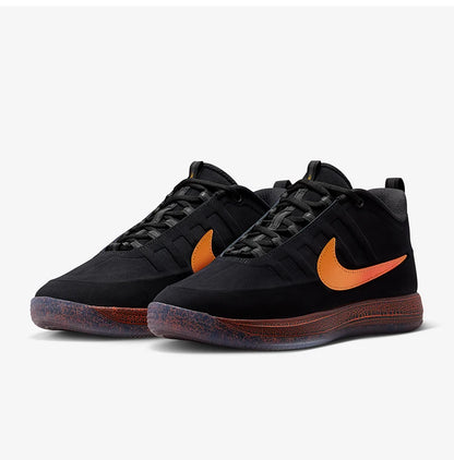 Nike Authentic Four Seasons Style letvægts-basketballsko til mænd med polstring og snørebånd IB6688-001