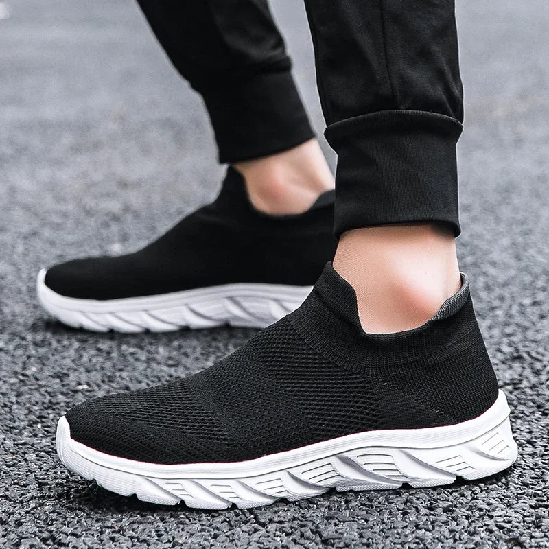 Breathable Men's Casual Shoes Lightweight Vulcanized Outdoor Platform Loafers Soft Mesh Flats Non-slip Sneakers