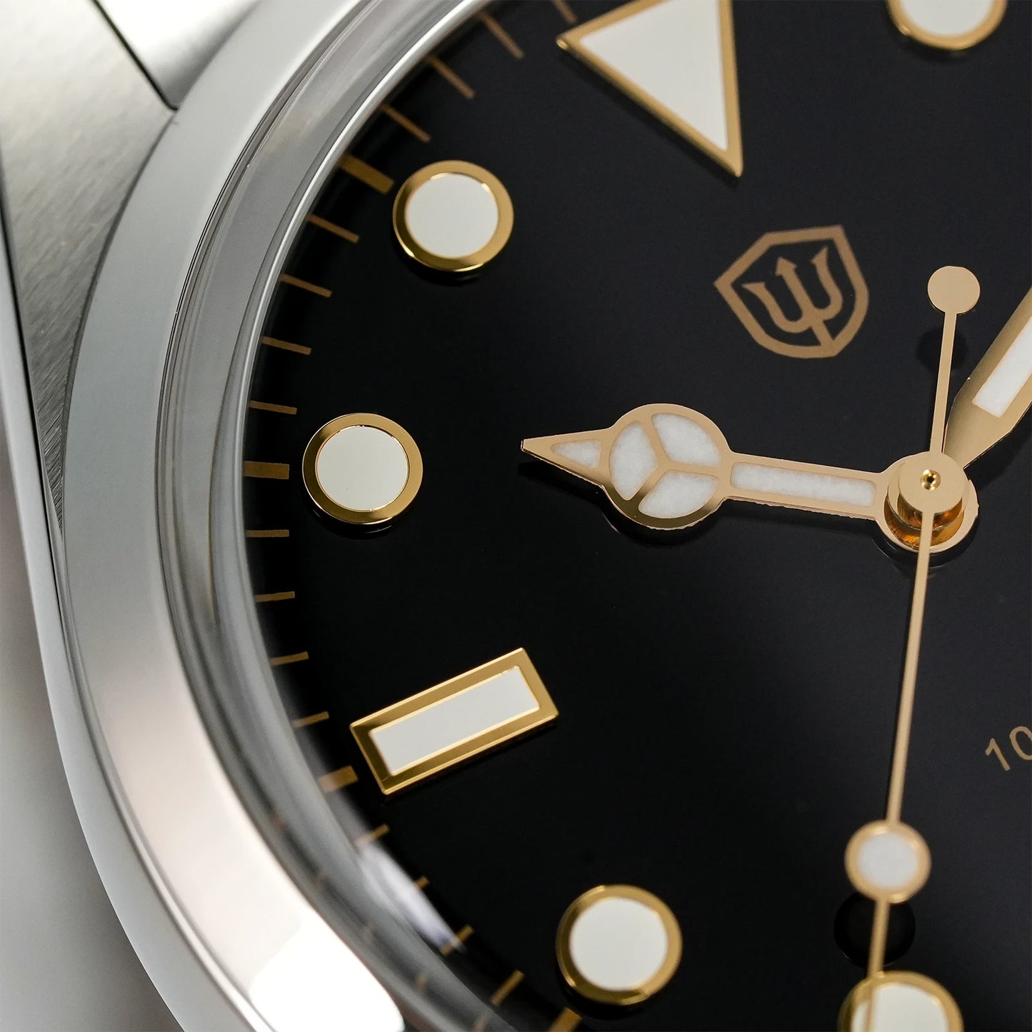 Watchdives WD1016 V3 Watch 37mm VH31 Sweep Quartz Movemet Stainless Steel Watch Waterproof Luminous Sapphire Men Wristwatch