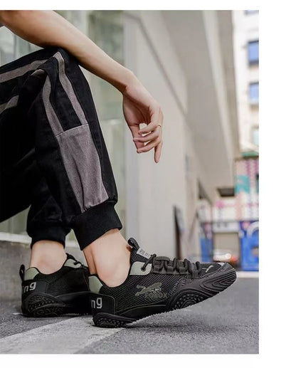 Men's Breathable Running Shoes Lightweight Mesh Upper Comfortable Soft Sole Sporty Casual Sneakers Trendy Summer Footwear