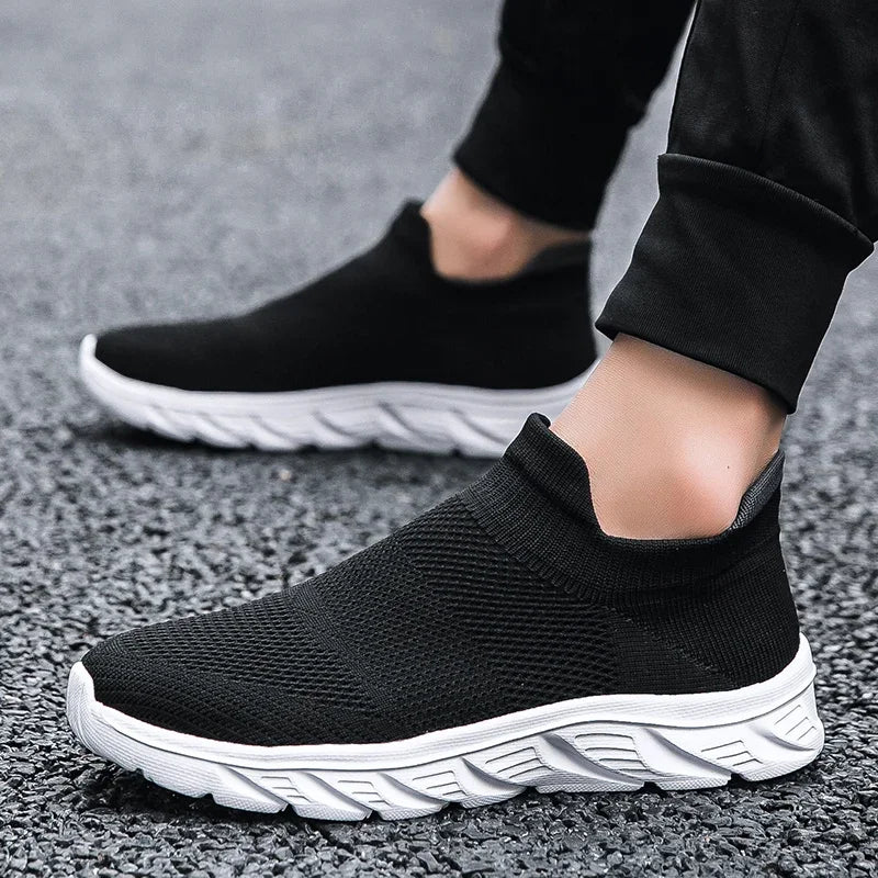 Breathable Men's Casual Shoes Lightweight Vulcanized Outdoor Platform Loafers Soft Mesh Flats Non-slip Sneakers