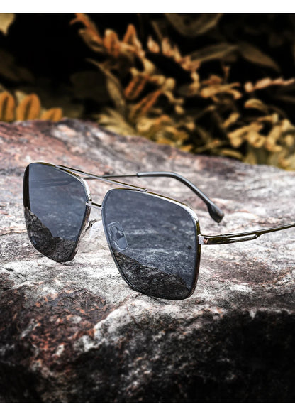 CAPONI Nylon Polarized Sunglasses For Men Square Driving Fashionable Alloy Shades Anti-Glare UV400 Protection Sun Glasses CP1325