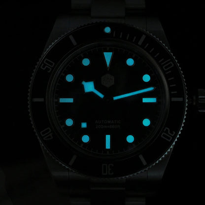 San Martin 40mm Retro Luxury Diver Watch NH35 Automatic Mechanical Watches for Men with Sapphire 200m Waterproof Luminous SN0008