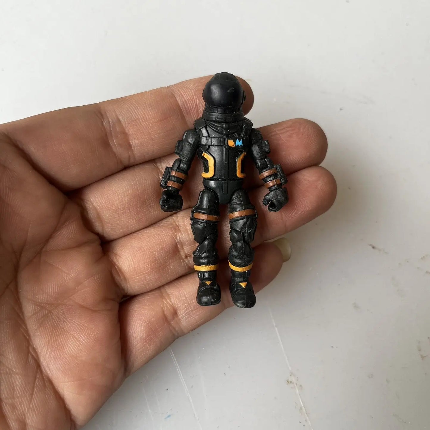 Fortnite Robin Zix Game Peripheral Cartoon figurine Toy Personality Creative Joint Action Figure Model Ornaments Birthday Gift