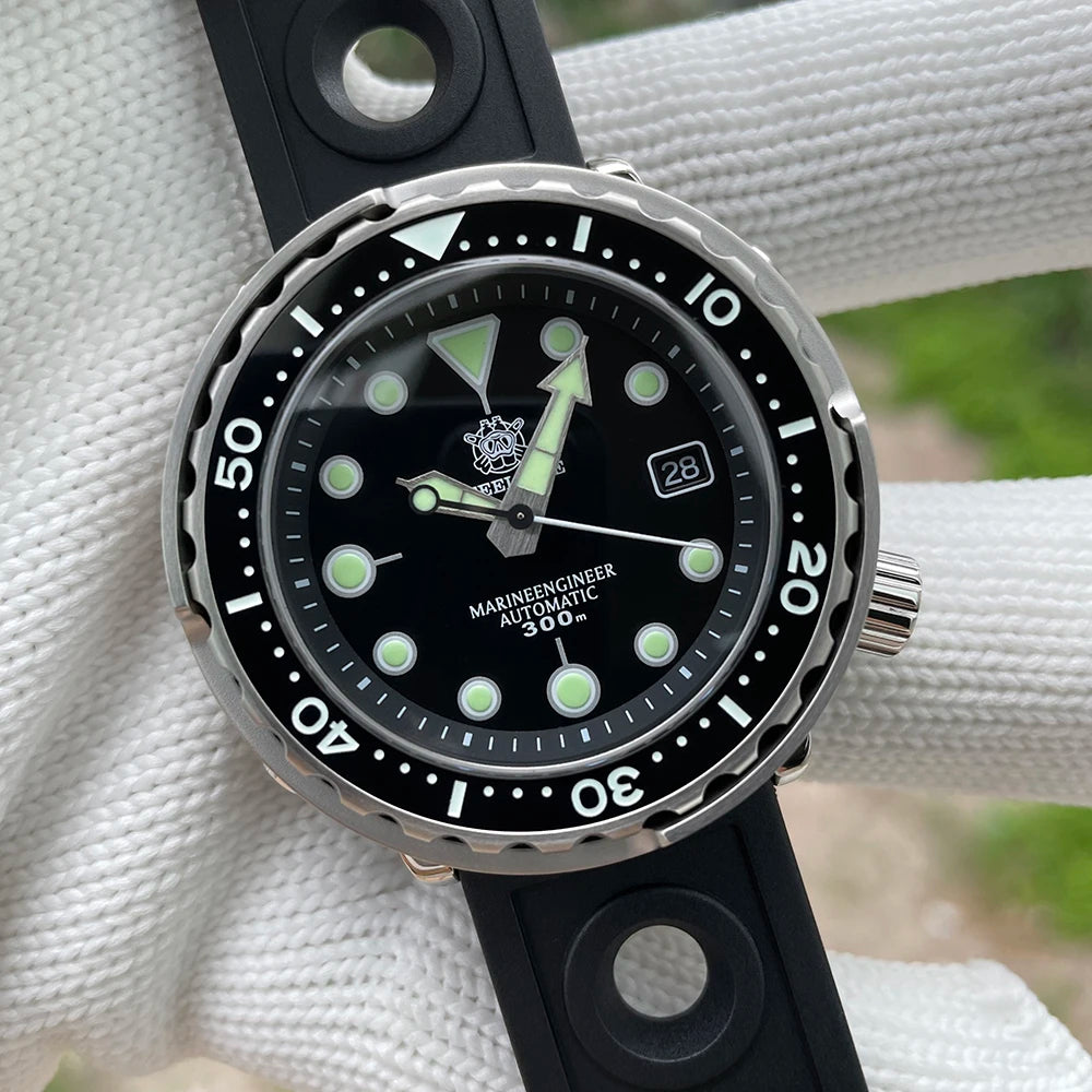 STEELDIVE SD1975 Mens Automatic Watches Men Dive Watch 300m Waterproof Mechanical Wristwatch C3 Luminous Clock Sapphire Mirror