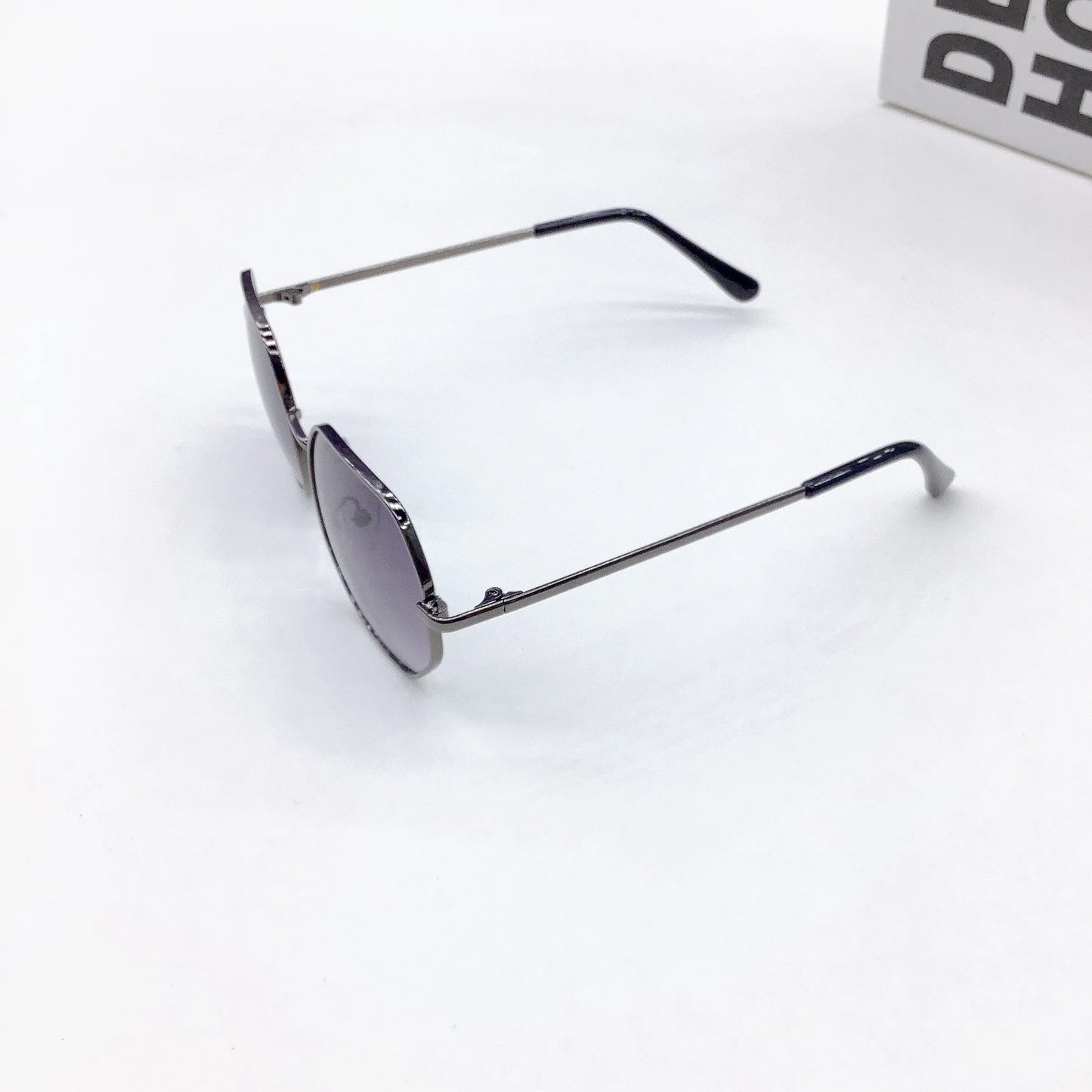 New  Version Of Children's Travel, Shading , SunglaSSeS For Boys Girls, Sun And UV Protection Glasses