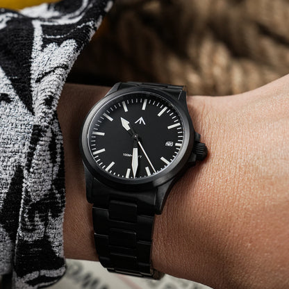 MILITADO ML18 Quartz PVD 316L Steel Sapphire VH31 Sweep Second Movement Sapphire BGW9 Lume 100M Waterproof Men Wristwatch