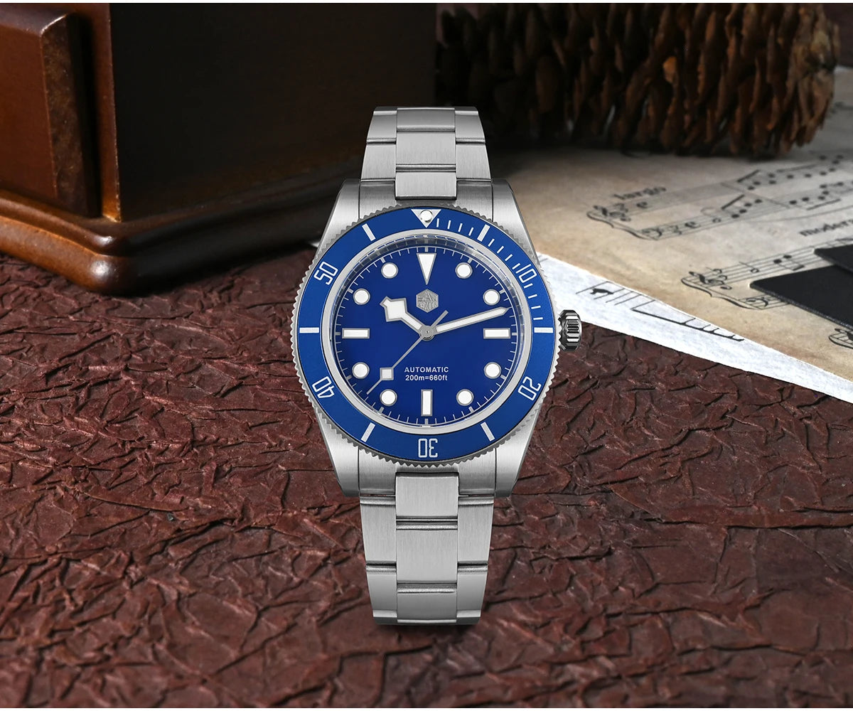 San Martin 40mm Retro Luxury Diver Watch NH35 Automatic Mechanical Watches for Men with Sapphire 200m Waterproof Luminous SN0008