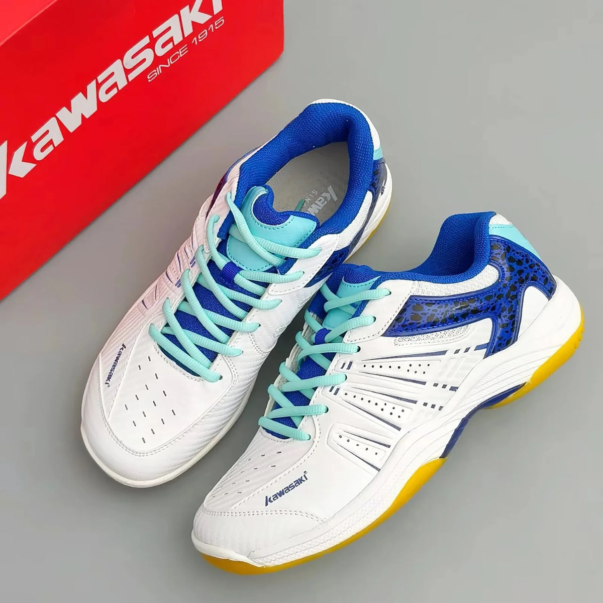 Kawasaki Professional Badminton Shoes  Breathable Anti-Slippery Sport Shoes for Men Women Sneakers K-063
