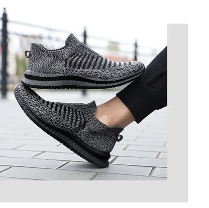 Men's Breathable Sneakers Comfortable Running Shoes Outdoor Slip-On Walking Sneakers Sock Jogging Shoes