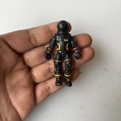 Fortnite Robin Zix Game Peripheral Cartoon figurine Toy Personality Creative Joint Action Figure Model Ornaments Birthday Gift